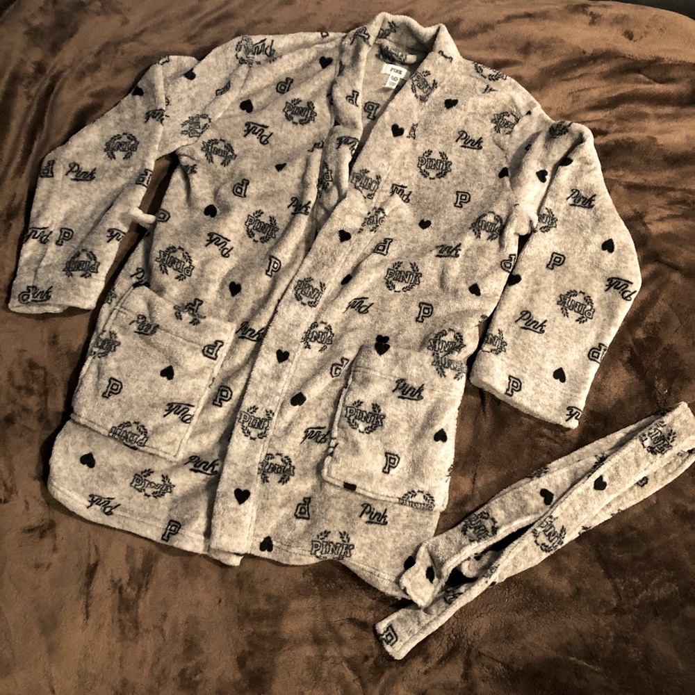 Women’s bath robe!